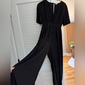 Aritzia Wilfred black crepe silk jumpsuit, Size S